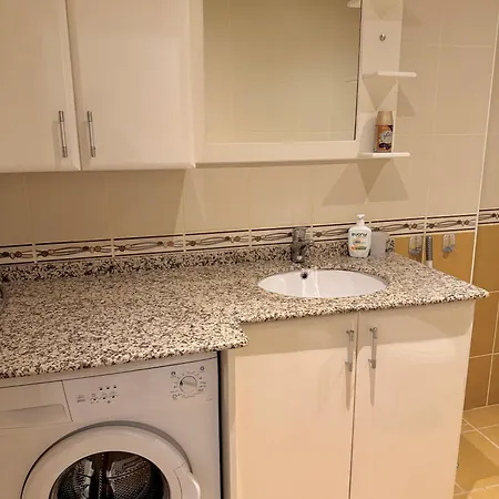Διαμέρισμα Sa Apartments! Family 2bd Flat 150m To The