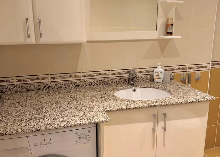Lägenhet Sa Apartments! Family 2bd Flat 150m To The