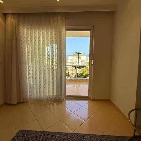 Sa Apartments! Family 2bd Flat 150m To The